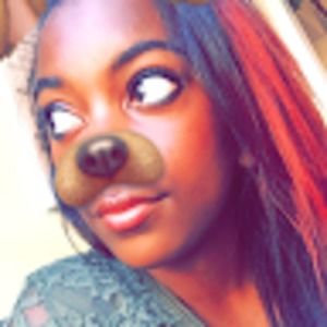 Meet your Posher, Derika